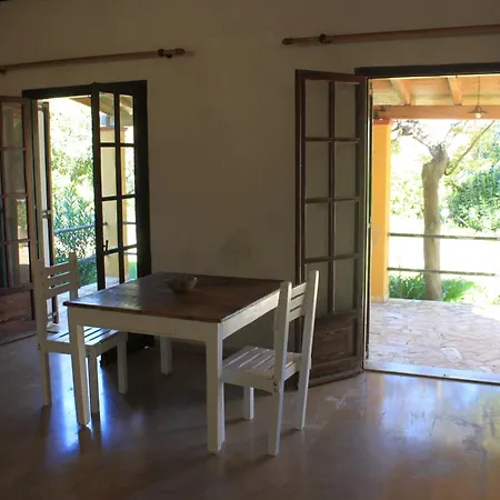Zeus Greekgod Apartmán Sidárion